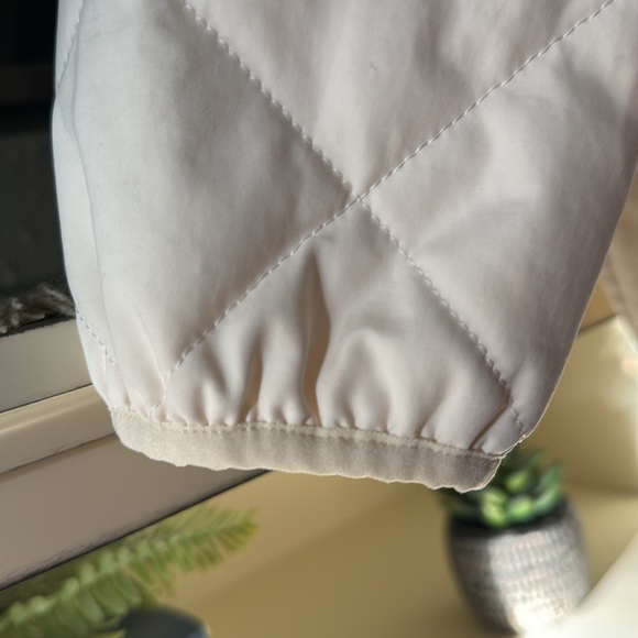 Brand new never worn jacket - Picture 5 of 8